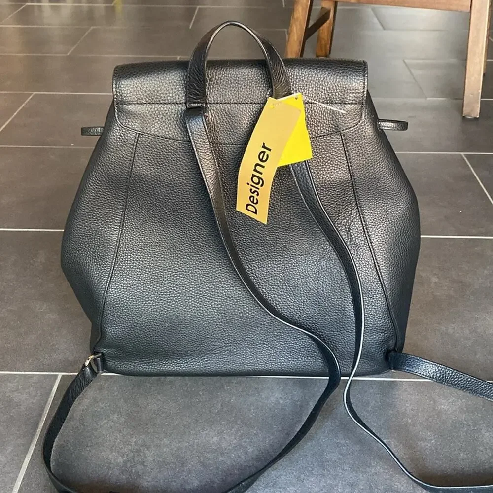 Kate Spade New York Backpack in Black Pebble Leather With Gold-Tone‎ Hardware